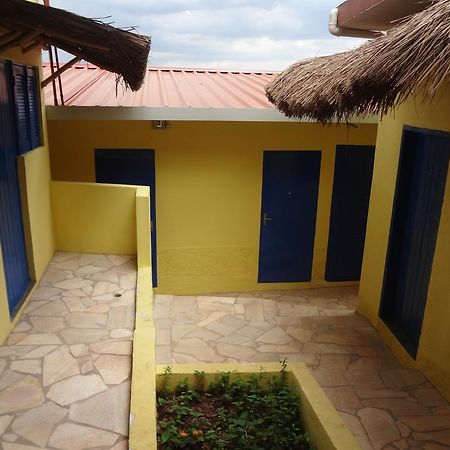 Pousada B & B Águas de Lindóia Exteriör bild