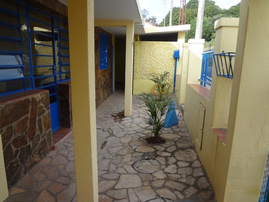 Pousada B & B Águas de Lindóia Exteriör bild